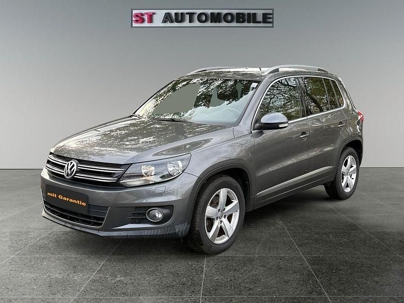 Grau Gebraucht 2016 VW Tiguan SUV | 14.490 € (Guter Preis) - Bild 1/4