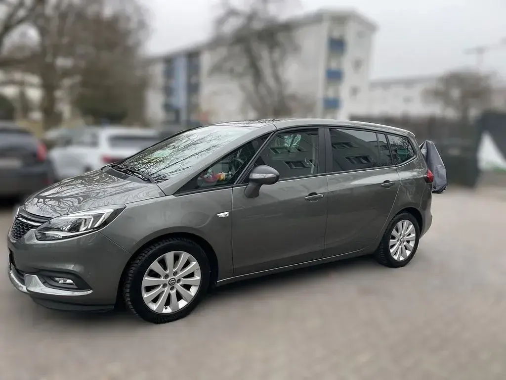 Gebraucht Opel Zafira Tourer 140 PS (102 kW) 2018 Grau Van / Kleinbus