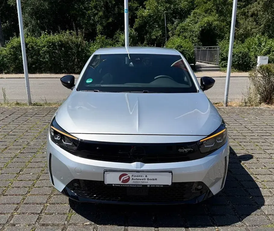 Gebraucht Opel Corsa 101 PS (74 kW) 2024 Grau Kleinwagen