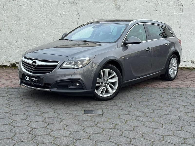 Grau Gebraucht 2016 Opel Insignia Country Tourer Limousine | 9.900 € (Superpreis) - Bild 1/4