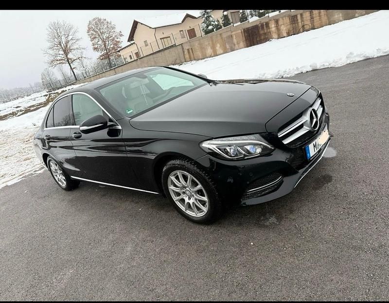 Schwarz Gebraucht 2014 Mercedes C220 Limousine | 14.000 € (Guter Preis) - Bild 1/4