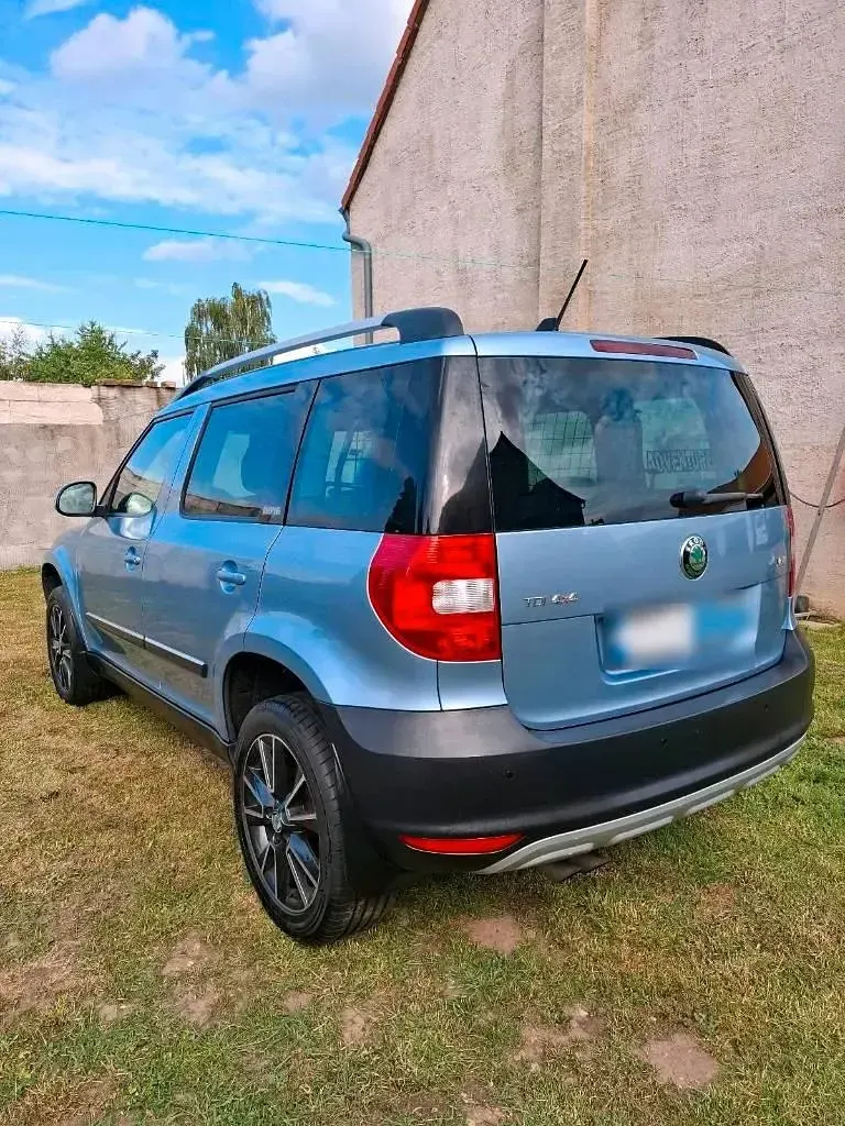 Gebraucht Skoda Yeti Adventure 2013 Blau SUV