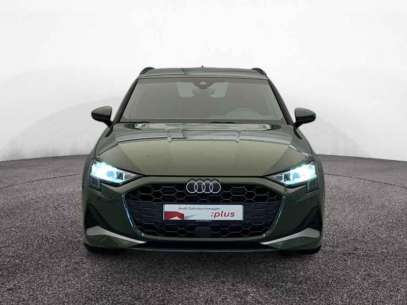 Gebraucht Audi A3 Advanced Plus 150 PS (110 kW) 2024 Distriktgrün metallic Limousine