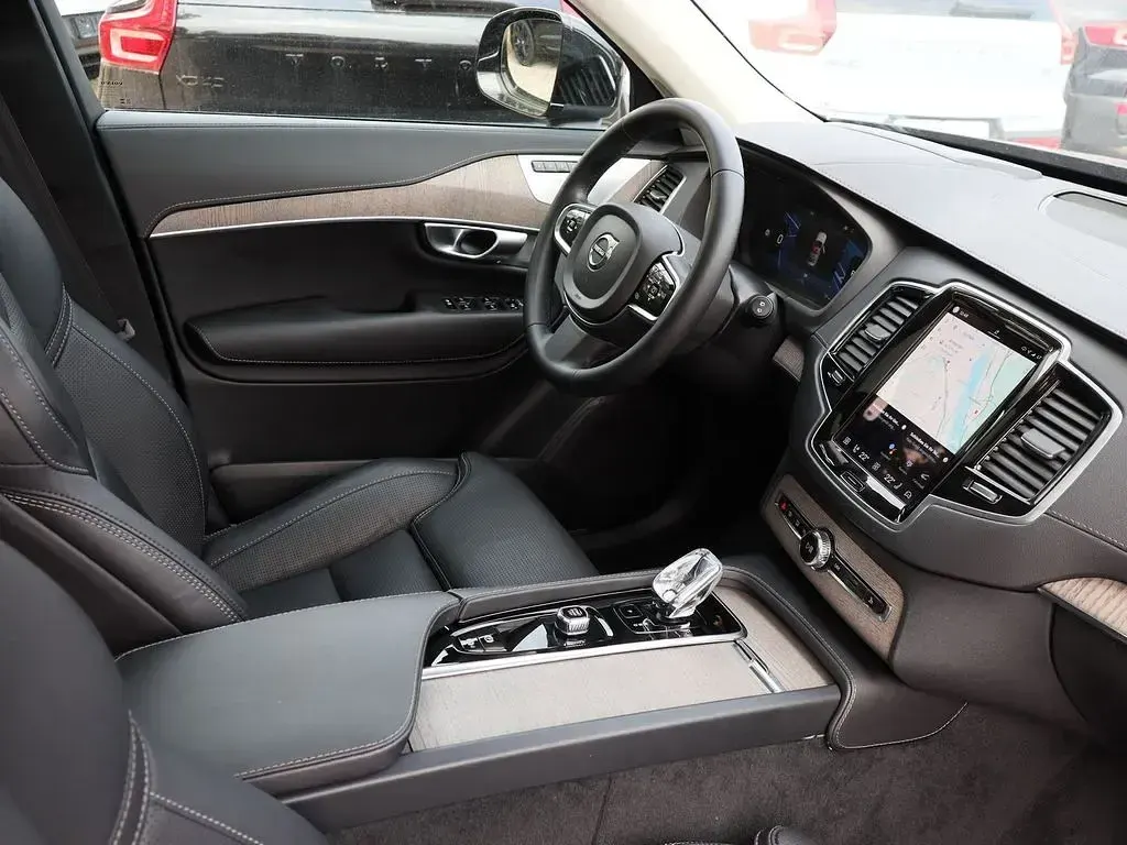 Gebraucht Volvo XC90 Ultimate 235 PS (172 kW) 2023 Schwarz SUV