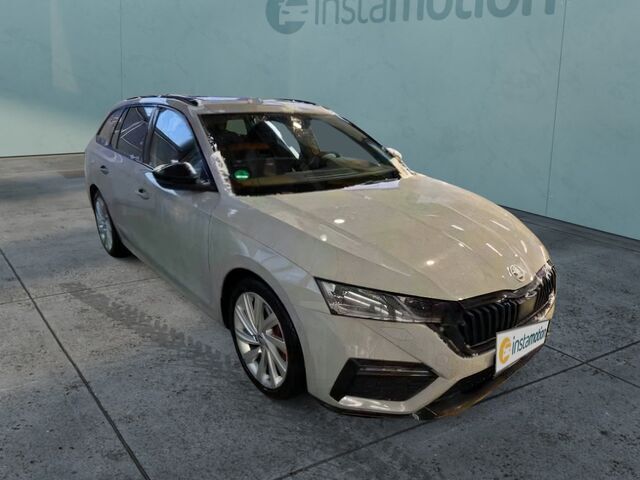 Grau Gebraucht 2020 Skoda Octavia First Edition Kombi | 32.620 € (Teuer) - Bild 1/2