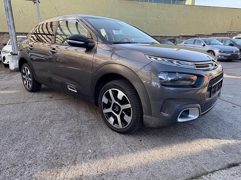 Gebraucht Citroën C4 Shine 102 PS (75 kW) 2020 Grau SUV
