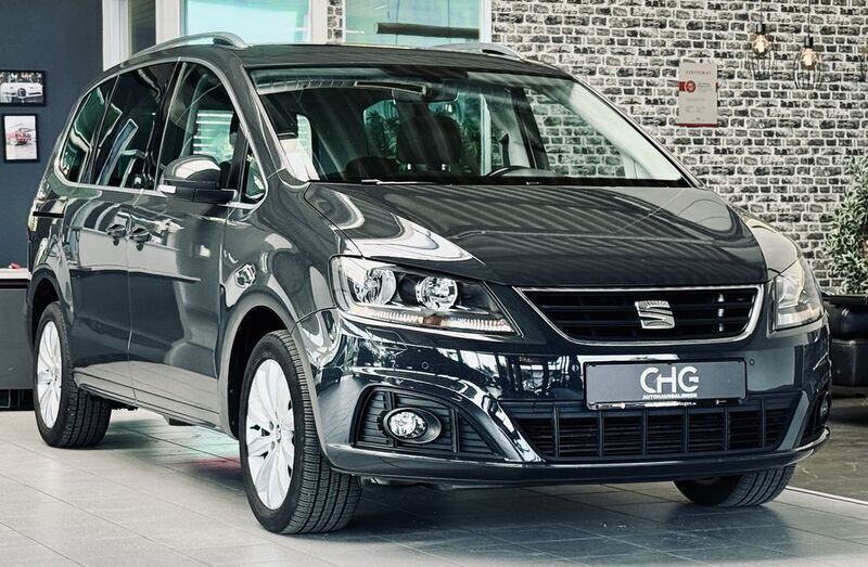 Grau Gebraucht 2018 Seat Alhambra Style Van / Kleinbus | 20.990 € (Superpreis) - Bild 1/4