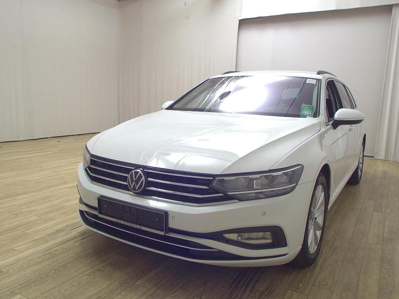 Gebraucht VW Passat Business 200 PS (147 kW) 2022 Weiss Kombi