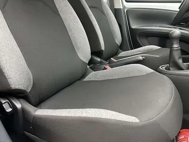 Gebraucht Toyota Aygo 72 PS (52 kW) 2023 Silber metallic