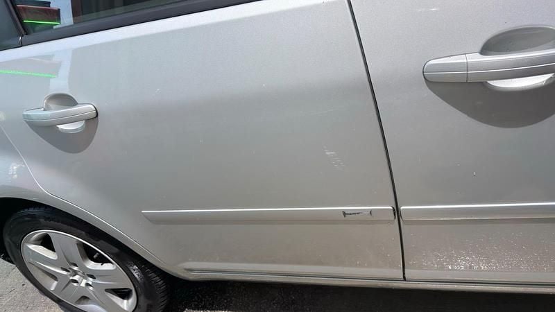 Usata Ford C-MAX 125 CV (91 kW) 2006 Argento Monovolume