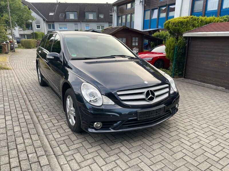 Blau Gebraucht 2008 Mercedes R280 AMG Van / Kleinbus | 6.500 € (Superpreis) - Bild 1/4