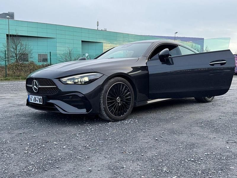 Gebraucht Mercedes CLE200 AMG line 204 PS (150 kW) 2023 Grau Coupé