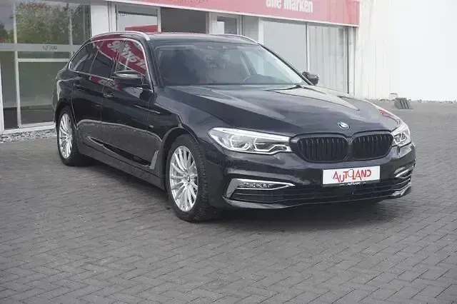 Gebraucht BMW 525 Luxury Line 231 PS (169 kW) 2017 Black sapphire metallic Kombi