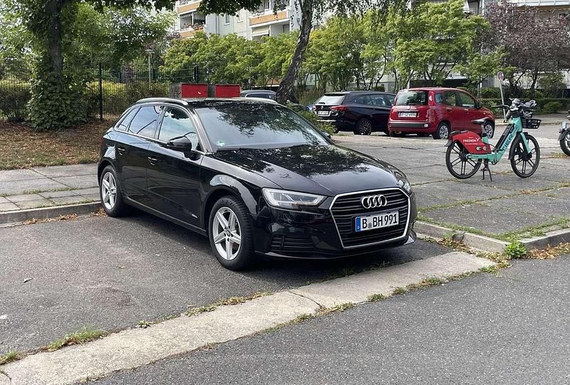 Gebraucht 2016 Audi A3 Sportback Kombi | 13.999 € (Fairer Preis) - Bild 1/4