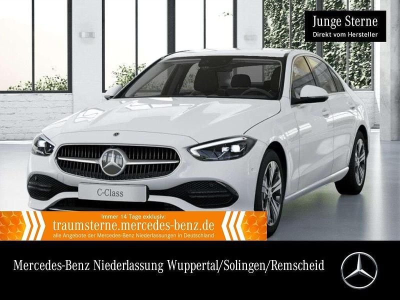 Weiß Gebraucht 2024 Mercedes C180 Avantgarde Limousine | 33.890 € (Guter Preis) - Bild 1/3