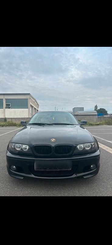 Gebraucht BMW 320 150 PS (110 kW) 2004 Schwarz Coupé
