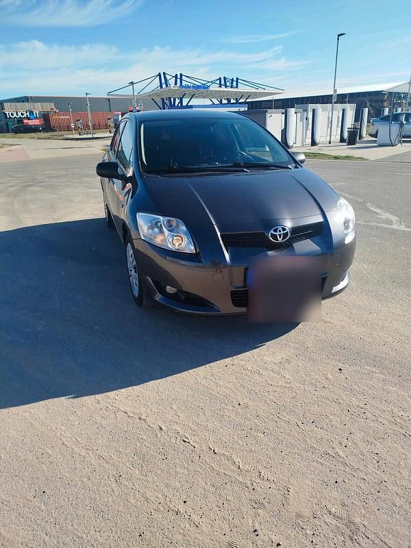 Gebraucht Toyota Auris 2007 Grau Kleinwagen
