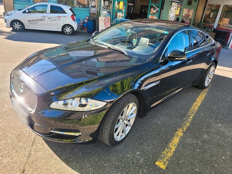 Gebraucht Jaguar XJ 275 PS (202 kW) 2013 Schwarz Limousine