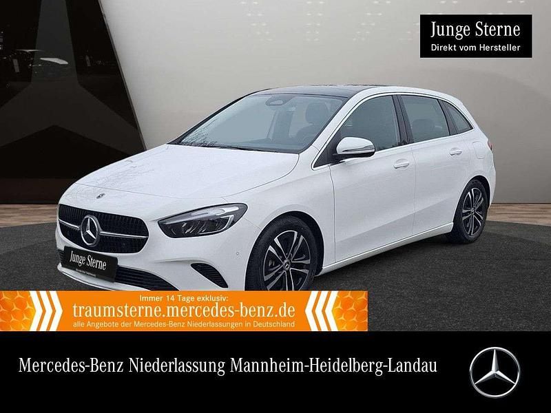 Gebraucht Mercedes B220 Advanced 190 PS (139 kW) 2025 Weiß Van / Kleinbus