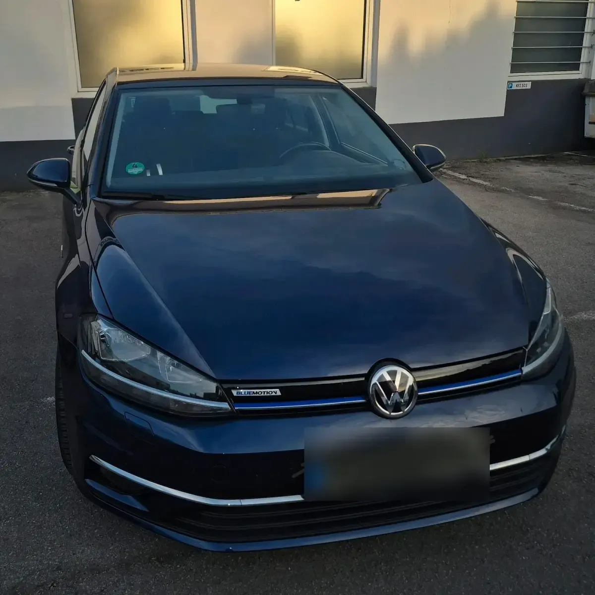Gebraucht VW Golf VII 131 PS (96 kW) 2018 Blau Limousine
