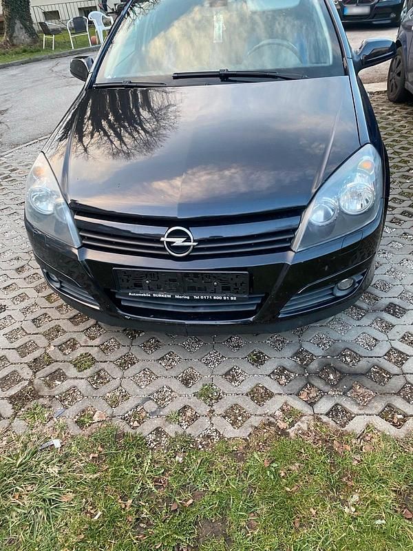 Gebraucht Opel Astra 125 PS (91 kW) 2005 Schwarz Kombi