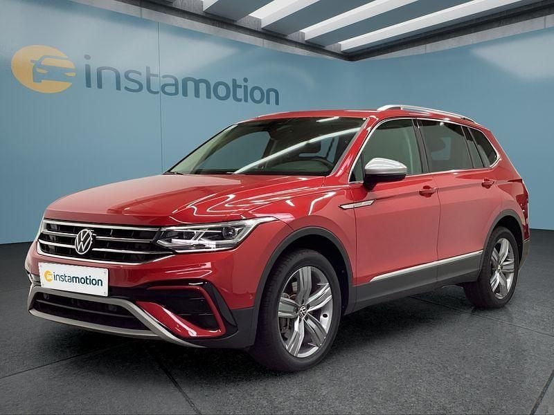 Rot Gebraucht 2024 VW Tiguan SUV | 38.949 € (Fairer Preis) - Bild 1/4
