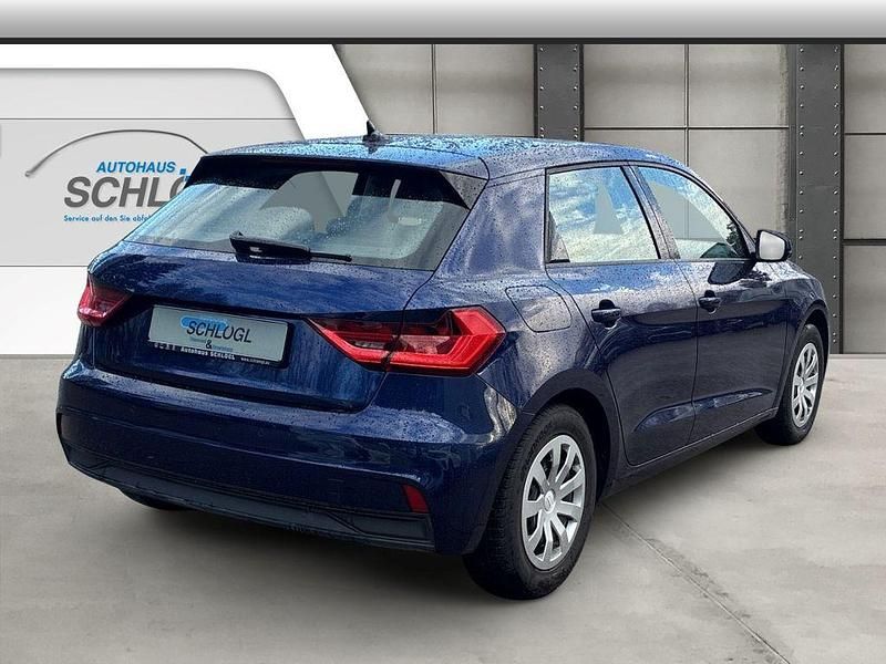 Gebraucht Audi A1 Sportback Basis 95 PS (69 kW) 2023 Blau Kleinwagen