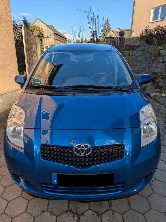 Gebraucht Toyota Yaris Sol 87 PS (63 kW) 2007 Blau Kleinwagen