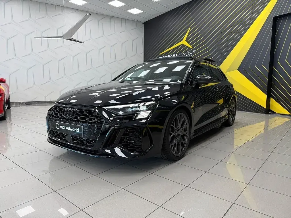 Gebraucht Audi RS3 Performance 407 PS (299 kW) 2023 Blau Limousine