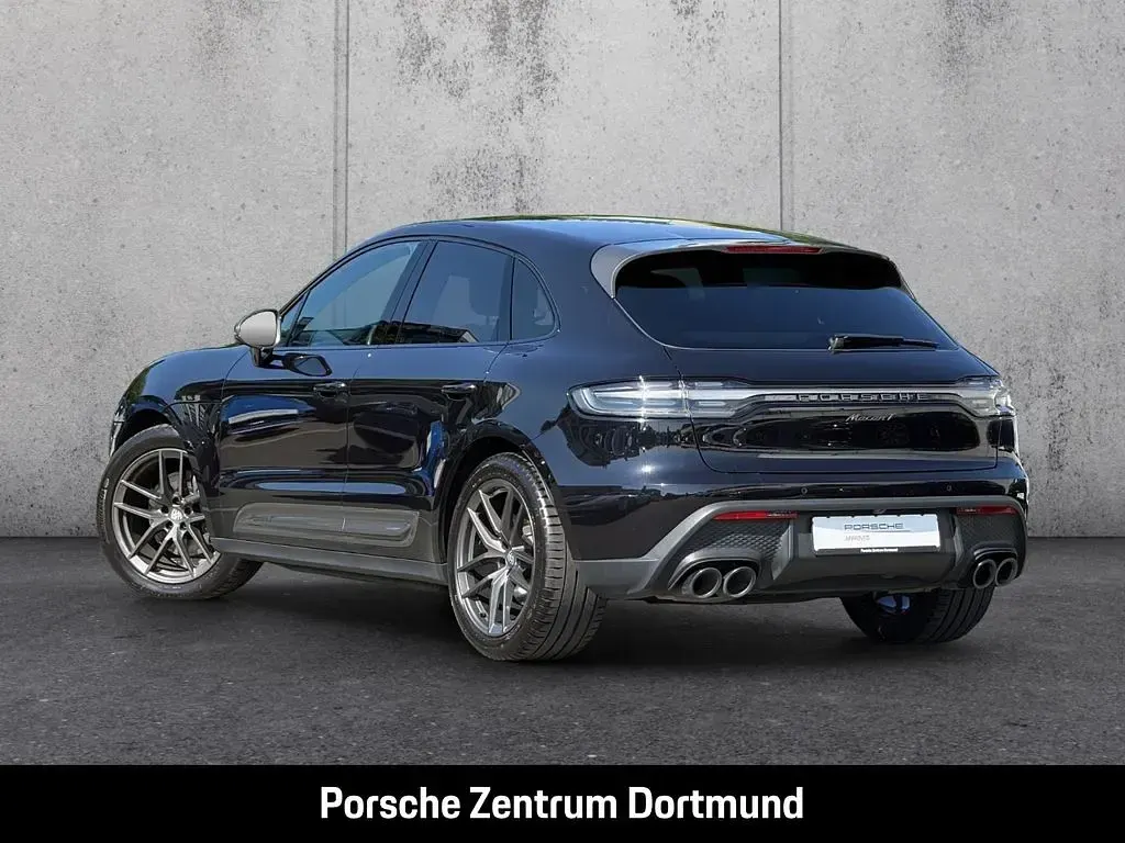 Gebraucht Porsche Macan 265 PS (194 kW) 2023 Schwarz SUV