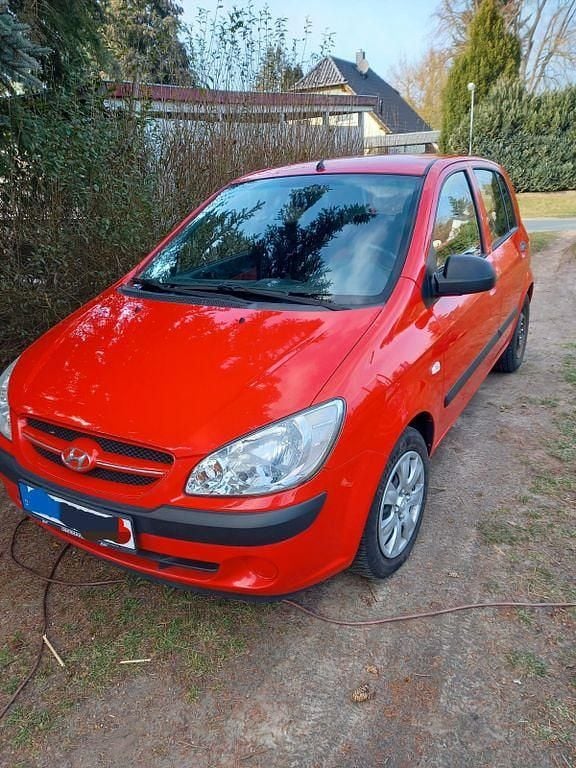 Gebraucht Hyundai Getz 67 PS (49 kW) 2008 Rot Kleinwagen