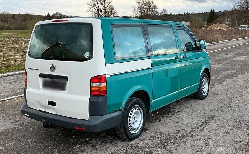 Gebraucht VW T5 102 PS (75 kW) 2006 Andere farben Van