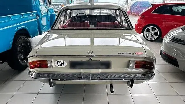 Gebraucht Opel Rekord S 90 PS (66 kW) 1970 Beige Limousine