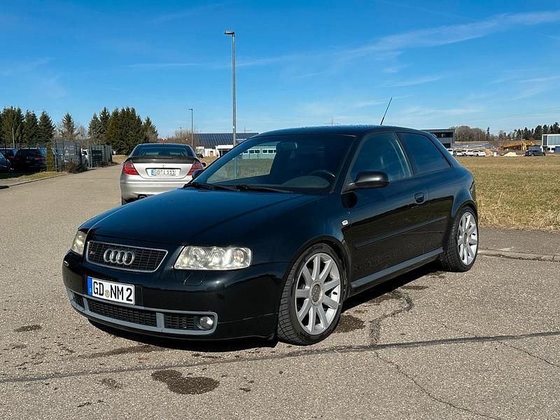 Gebraucht Audi S3 224 PS (164 kW) 2002 Schwarz Kleinwagen