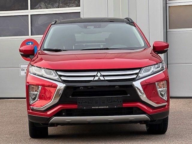 Gebraucht Mitsubishi Eclipse Cross Top 163 PS (119 kW) 2020 Rot SUV