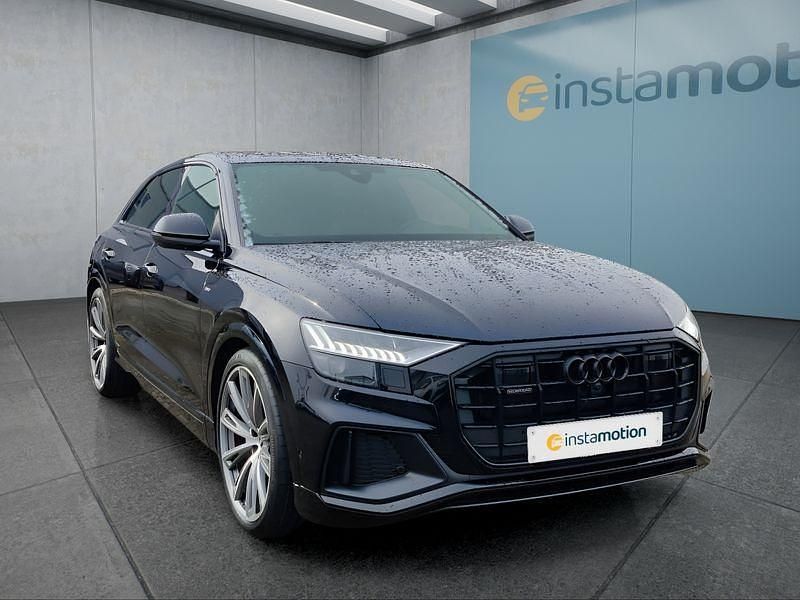 Gebraucht Audi Q8 286 PS (210 kW) 2022 Schwarz SUV