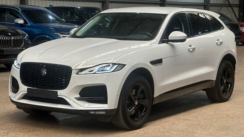 Weiß Gebraucht 2021 Jaguar F-Pace R-Dynamic SUV | 27.500 € (Superpreis) - Bild 1/4