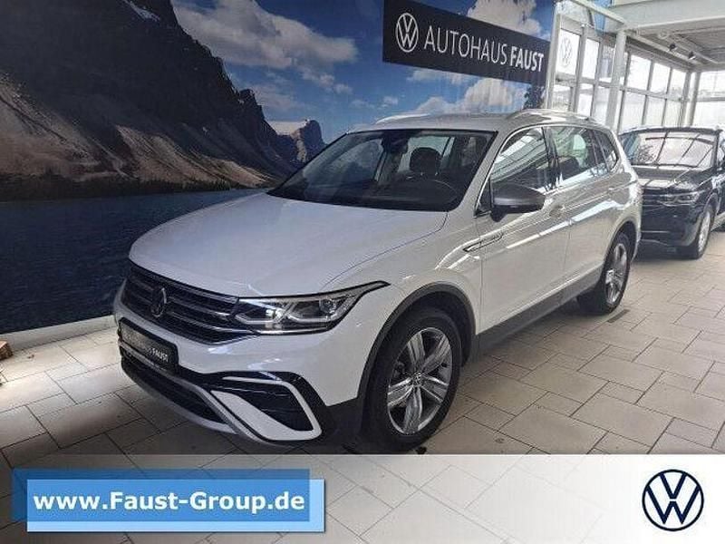 Gebraucht VW Tiguan Allspace Elegance 150 PS (110 kW) 2022 Weiß SUV