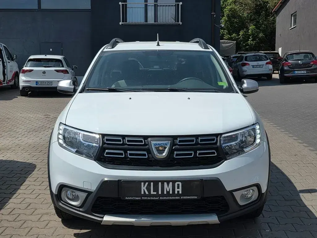Gebraucht Dacia Logan MCV Stepway 90 PS (66 kW) 2018 Weiß Kombi