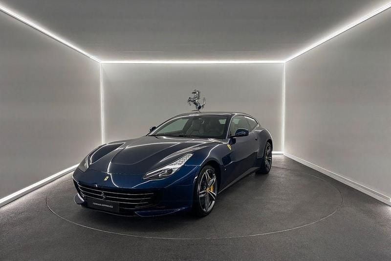 Gebraucht Ferrari GTC4Lusso 689 PS (506 kW) 2018 Blau Kombi