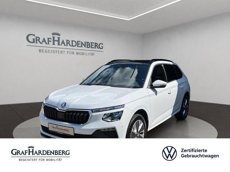 Moonweiß perleffekt Gebraucht 2024 Skoda Kamiq Comfort SUV | 29.666 € (Etwas zu teuer) - Bild 1/4