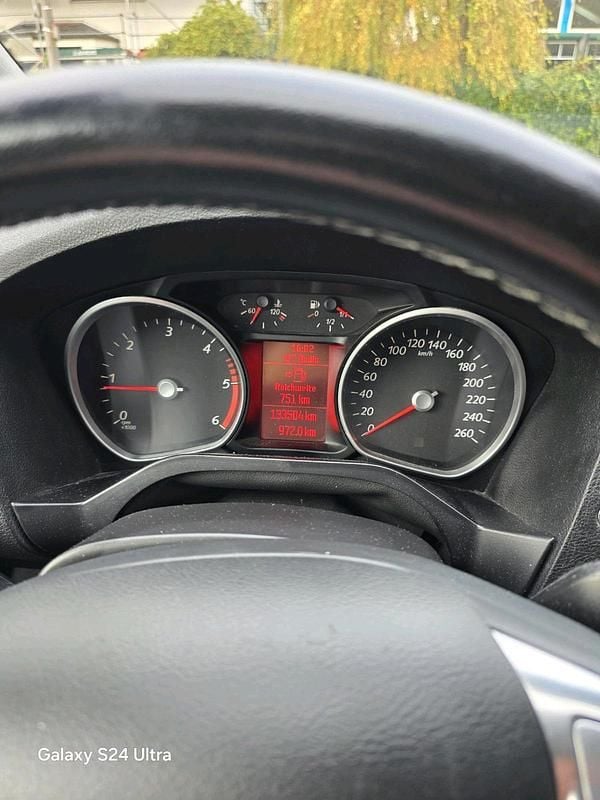 Schwarz Gebraucht 2024 Ford S-MAX S Van / Kleinbus | 10.999 € - Bild 1/4