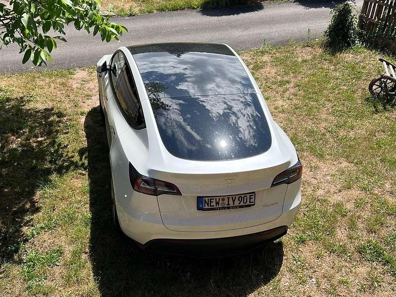 Gebraucht Tesla Model Y 378 kW (514 PS) 2022 Weiß SUV
