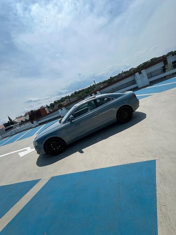 Gebraucht Audi A5 Comfort 179 PS (131 kW) 2009 Andere farben Coupé