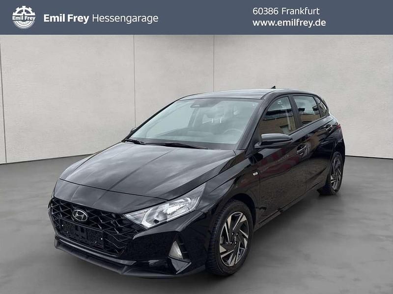 Schwarz Gebraucht 2023 Hyundai i20 Trend Kleinwagen | 16.950 € (Fairer Preis) - Bild 1/4