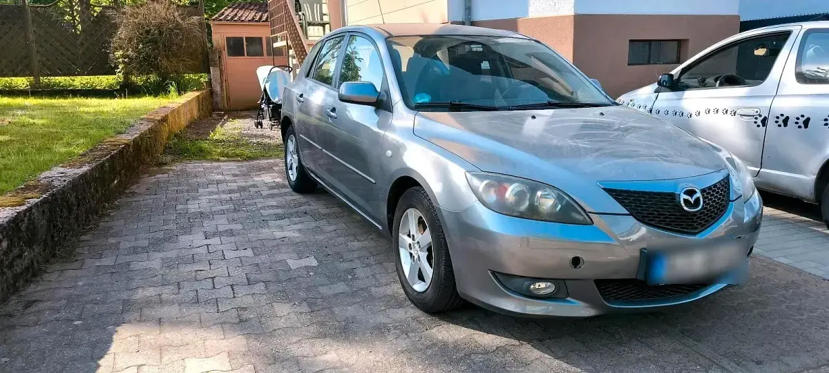 Usata Mazda 3 105 CV (77 kW) 2005 Grigio Berlina