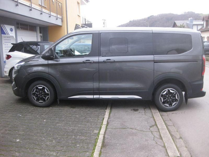 Gebraucht Ford Tourneo Active 170 PS (125 kW) 2025 Grau Van / Kleinbus