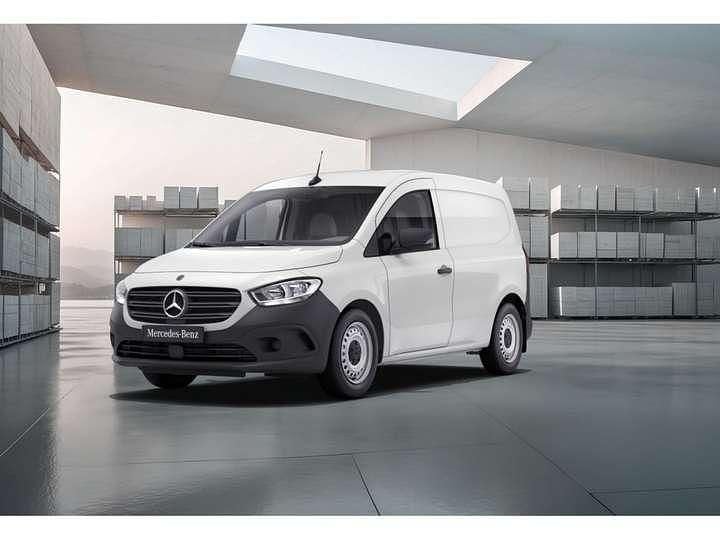 Weiß Gebraucht 2021 Mercedes Citan 110 Van | 19.790 € (Fairer Preis) - Bild 1/4