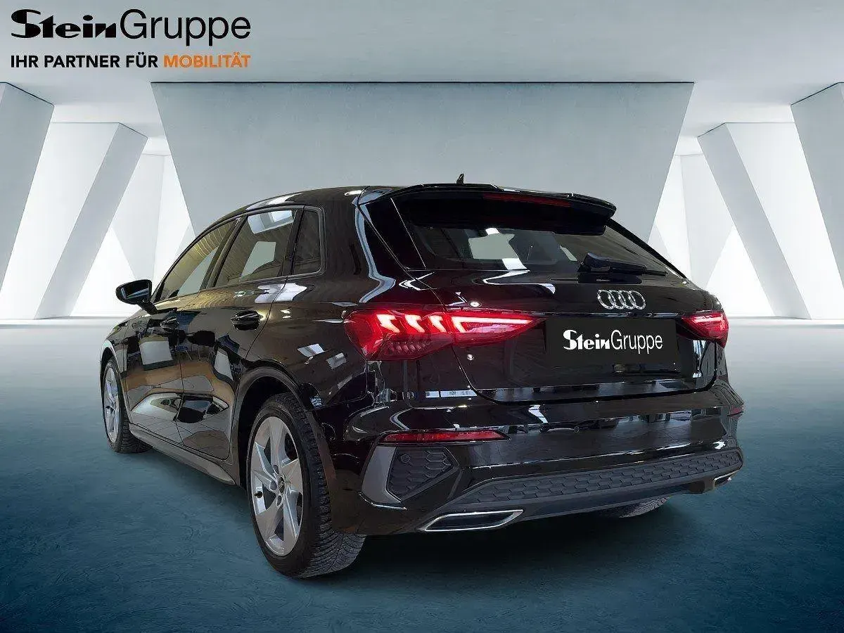 Gebraucht Audi A3 S-Line 116 PS (85 kW) 2023 Schwarz Limousine