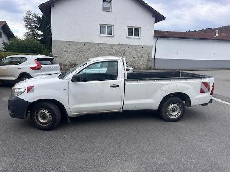 Gebraucht Toyota HiLux 120 PS (88 kW) 2009 Weiß Abholung